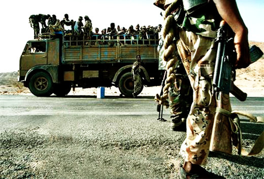 Dissident Eritrean soldiers with tanks laid siege to the information ministry