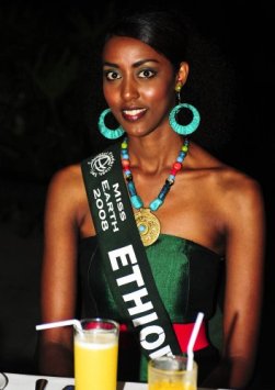 Kidan Tesfahun has won Best Female Model of 2009