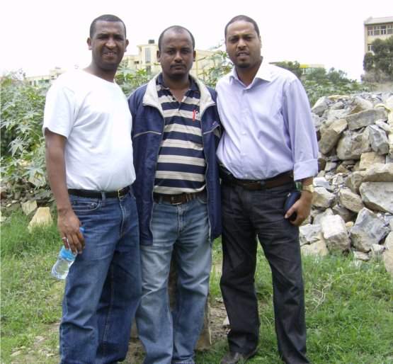 Tigrai Online - The team of Habo Iyasu Berhe Library Project in Mekelle